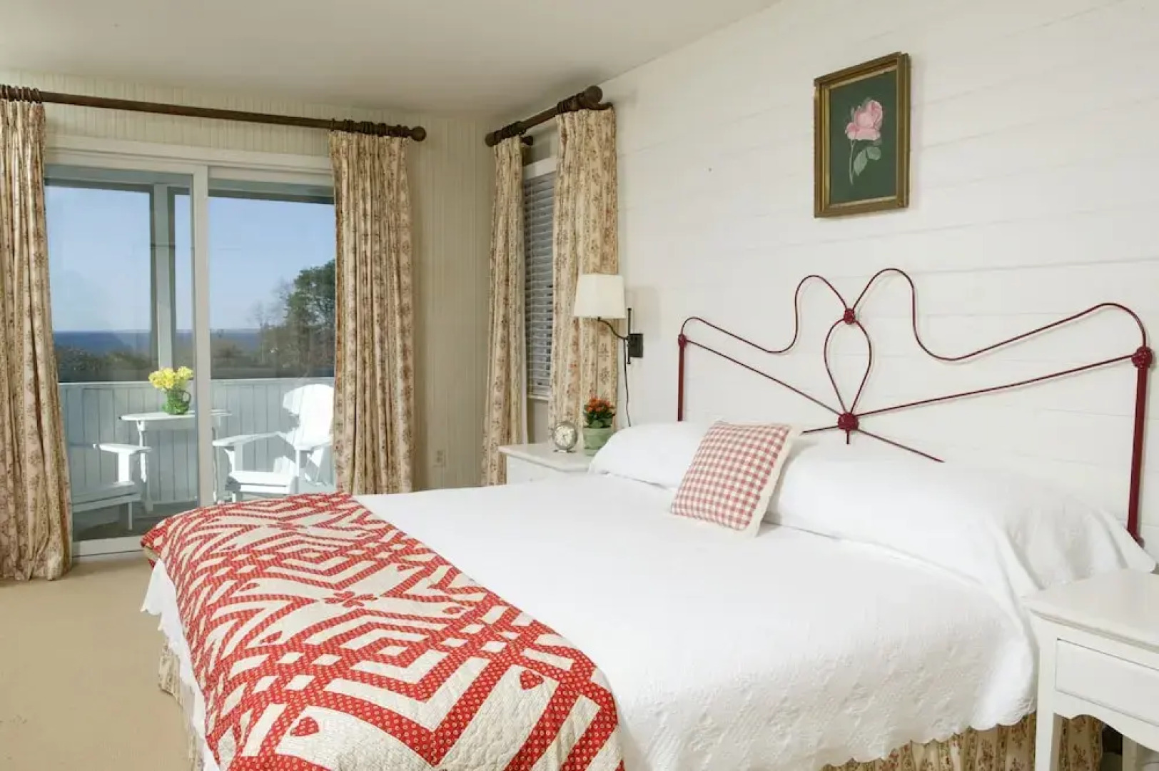 Menemsha Inn & Cottages