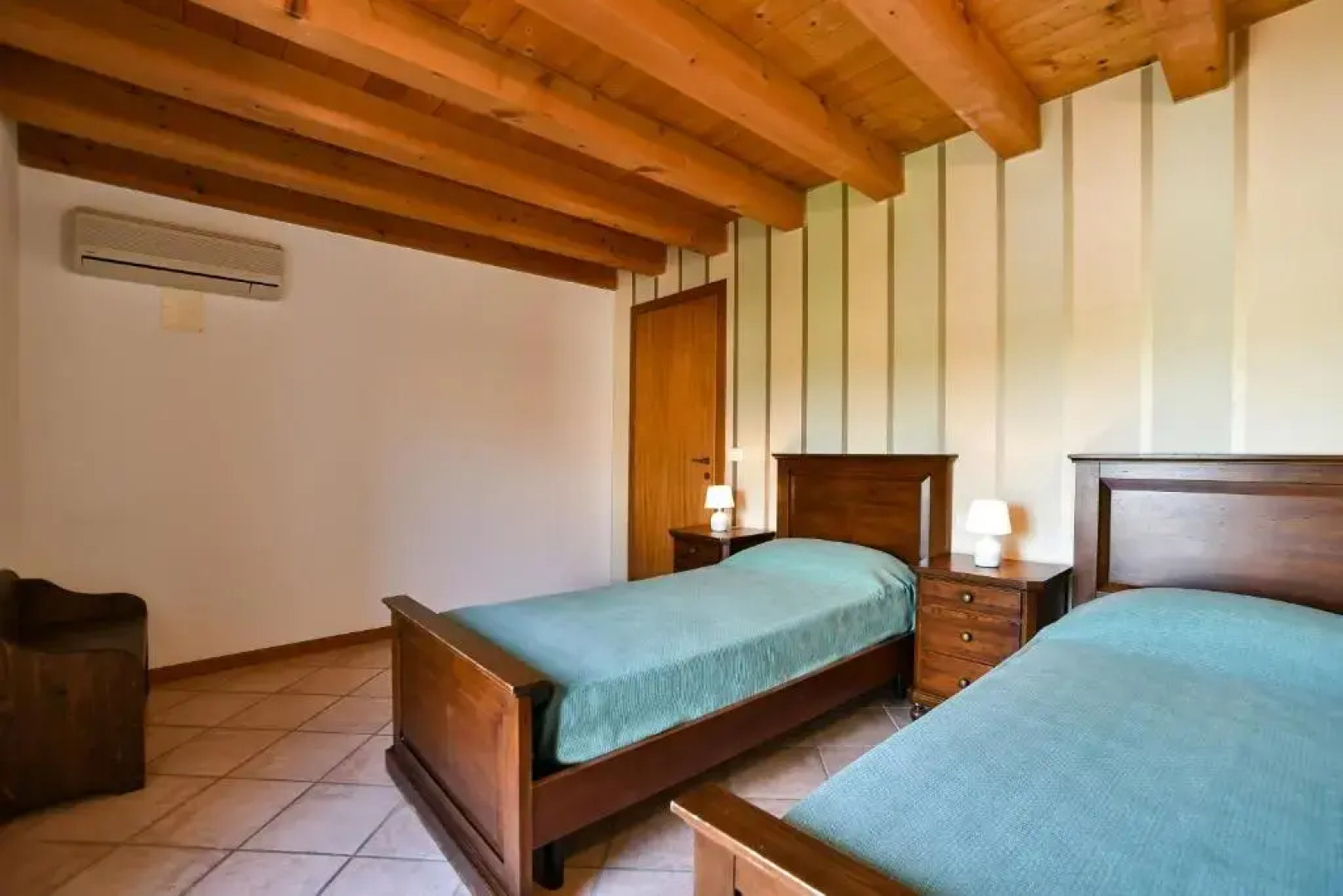 Apartment Colombare Teboi