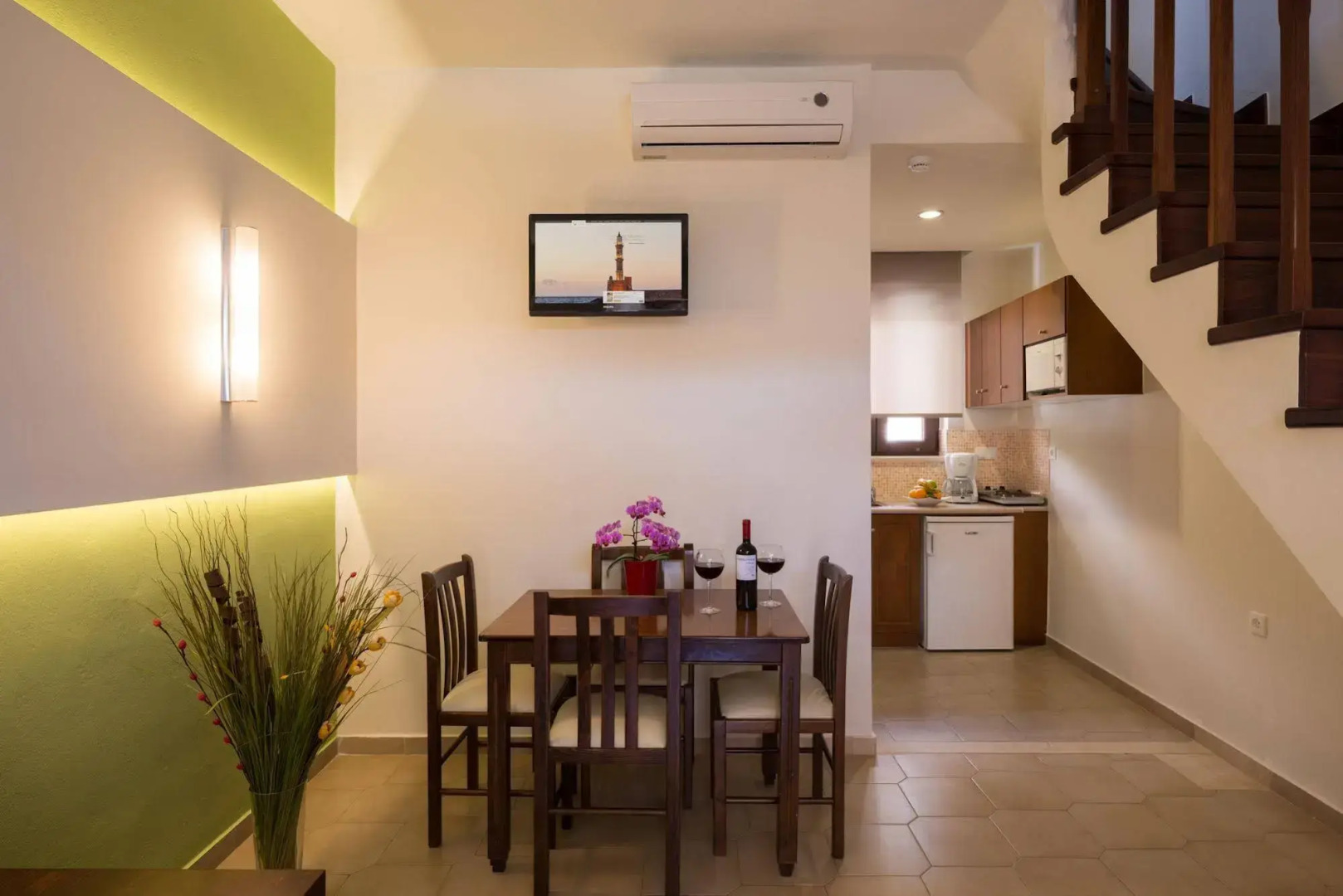 Oscar Suites & Village