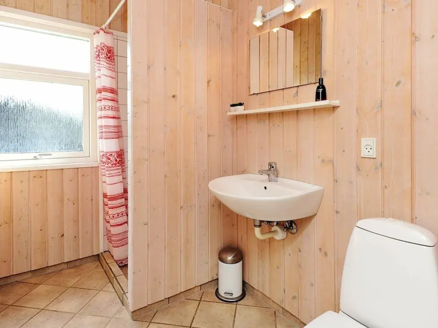 Cozy Holiday Home in Juelsminde With Swimming Pool