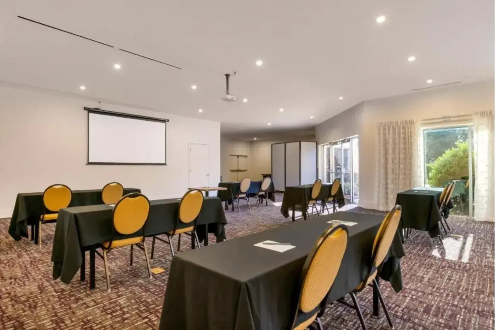 Crowne Plaza Orlando - Lake Buena Vista