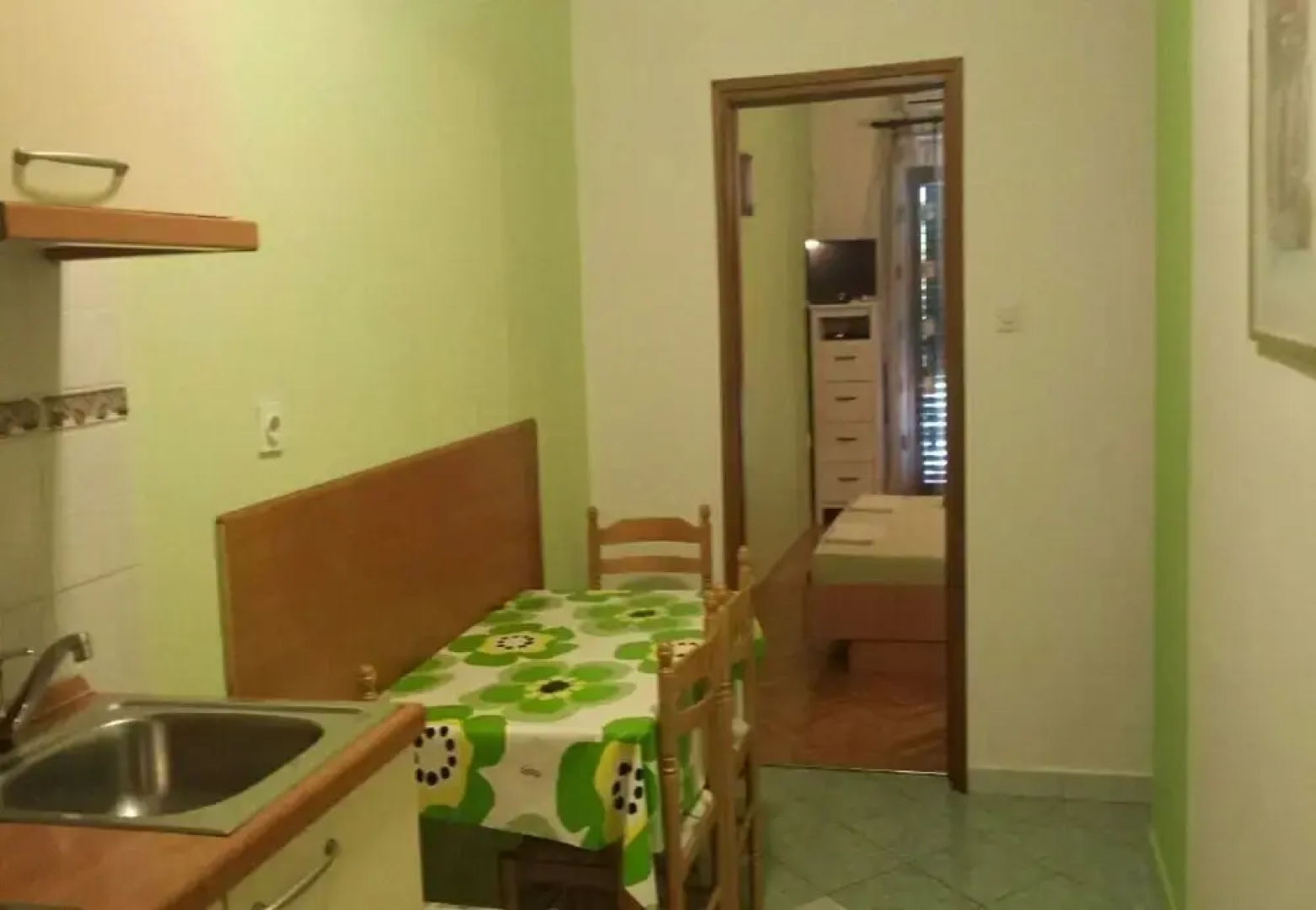 Ani - 10 M From the sea - SA1 Zeleni