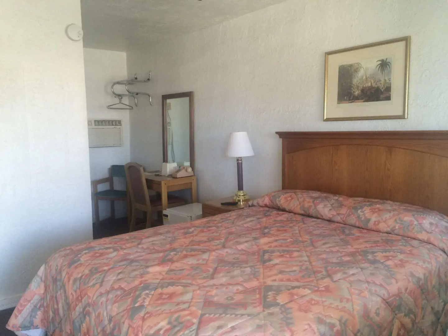 Economy Inn