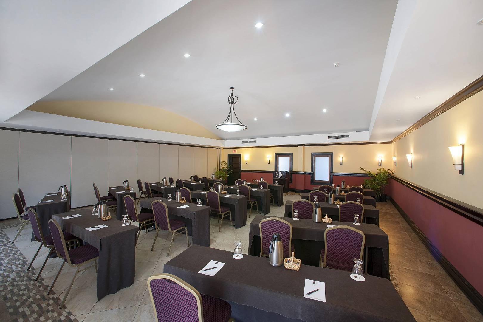 Отель Half Moon