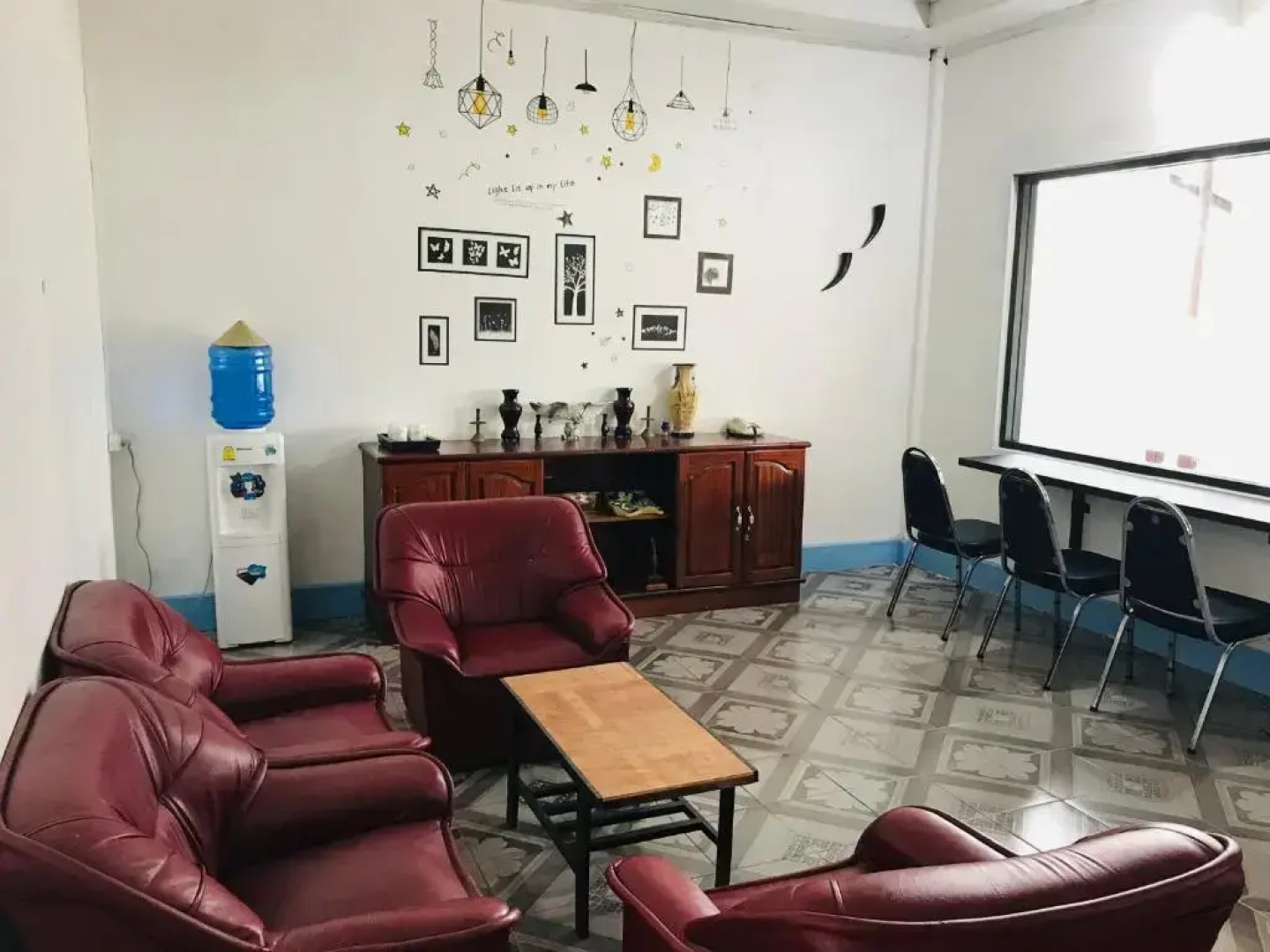 Naga Hostel & Café