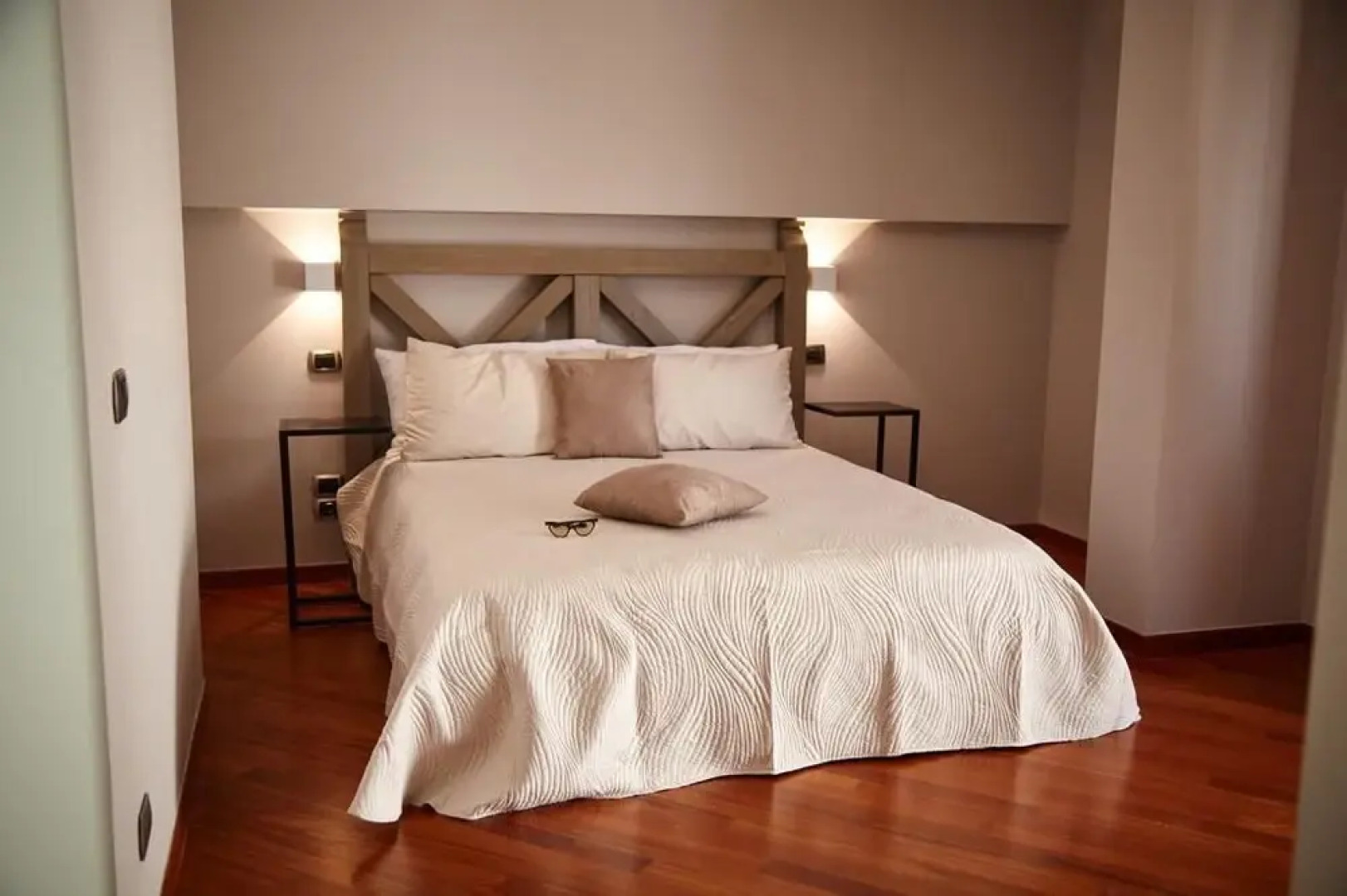 B B D Aprile Camera Glicine