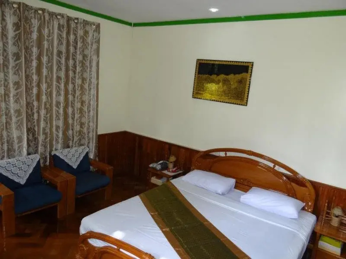 Mrauk Oo Nawarat Hotel