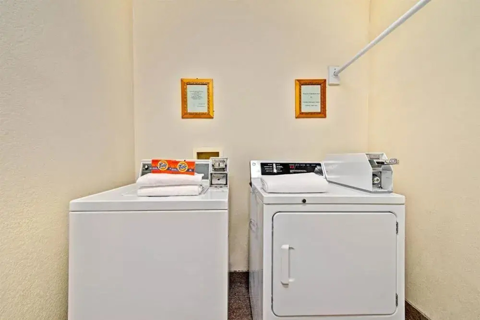 Days Inn and Suites Plano Medical Center Dallas