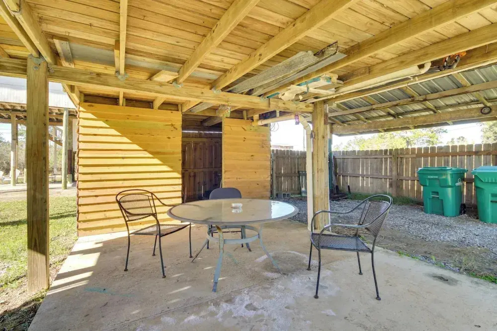 Studio ~ 5 Mi to Waveland Beach & Pier!