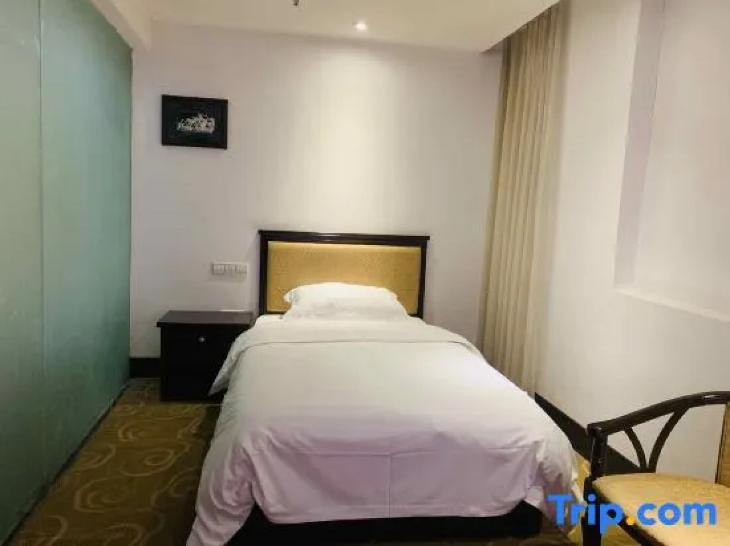 Tongren Kaida Hotel (Zhongnanmen Ancient City)