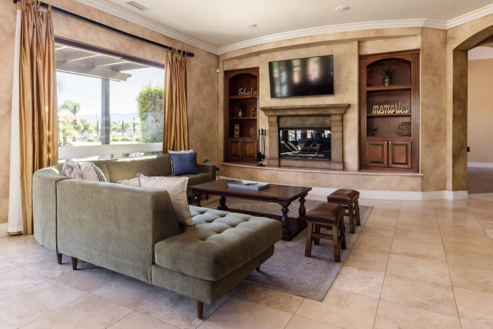 Twilight Vines by AvantStay | Sleeps 20! Wine Country Estate w/ Views