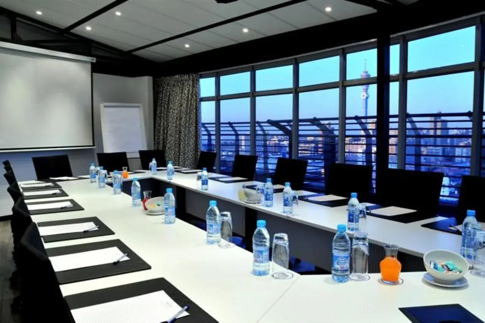 The Parktonian All Suite Hotel