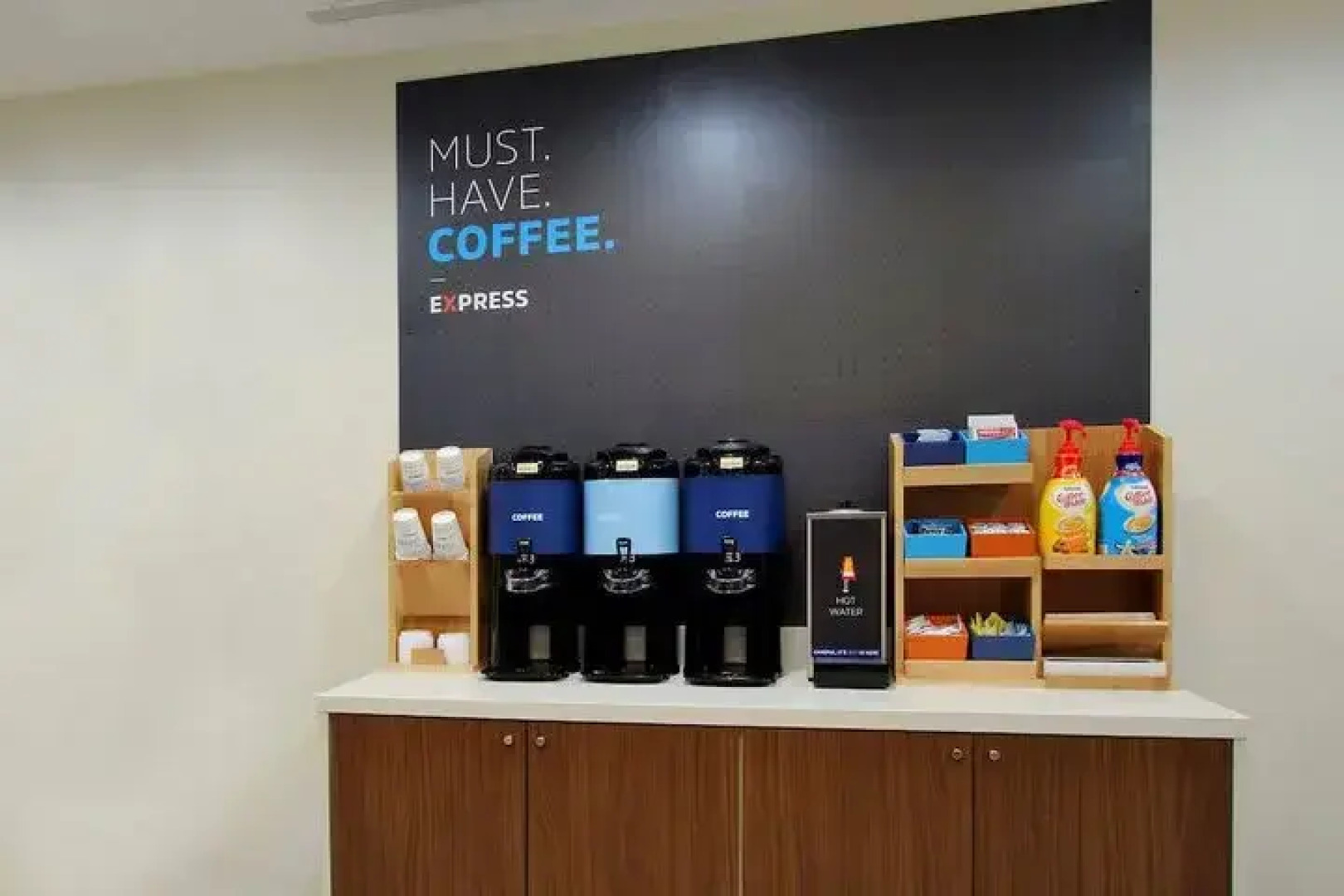 Holiday Inn Express & Suites DIAMOND