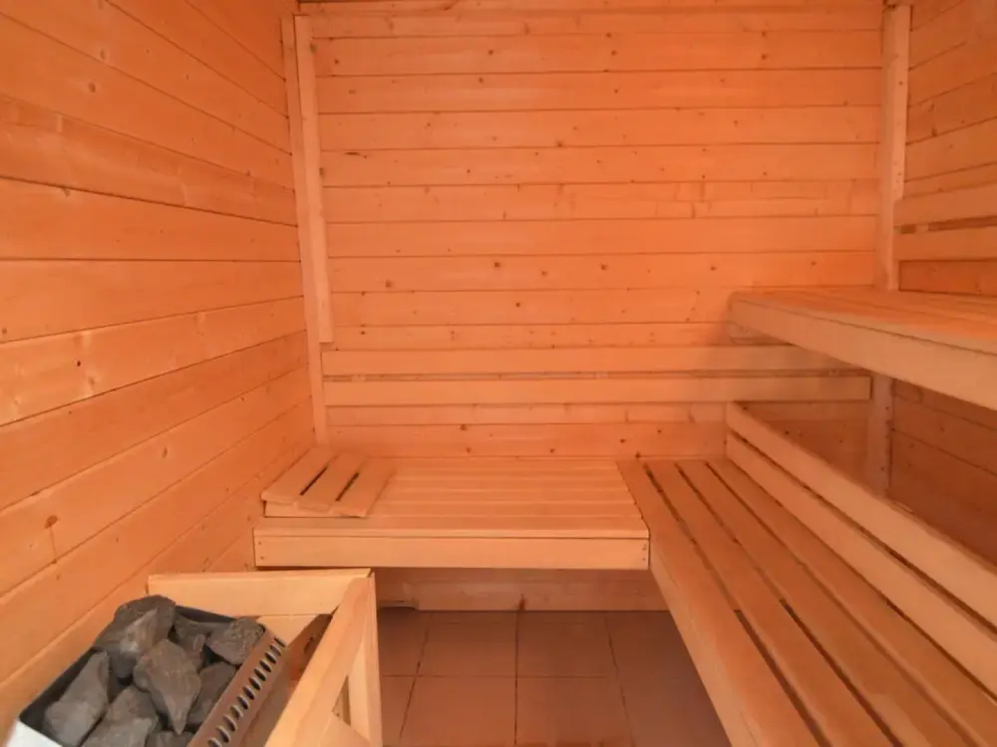 Ondenval Stay With Sauna