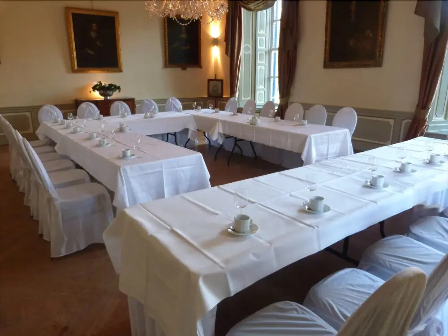Bed & Breakfast Kasteel Ophemert