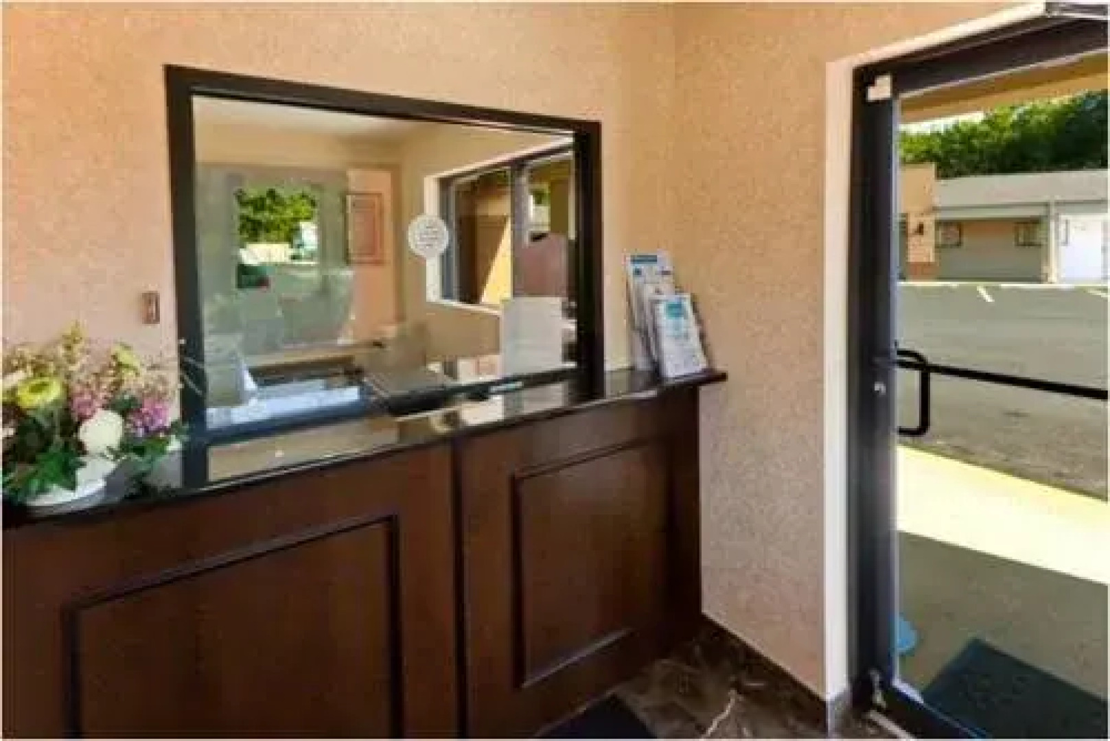 Westwood Motor Lodge