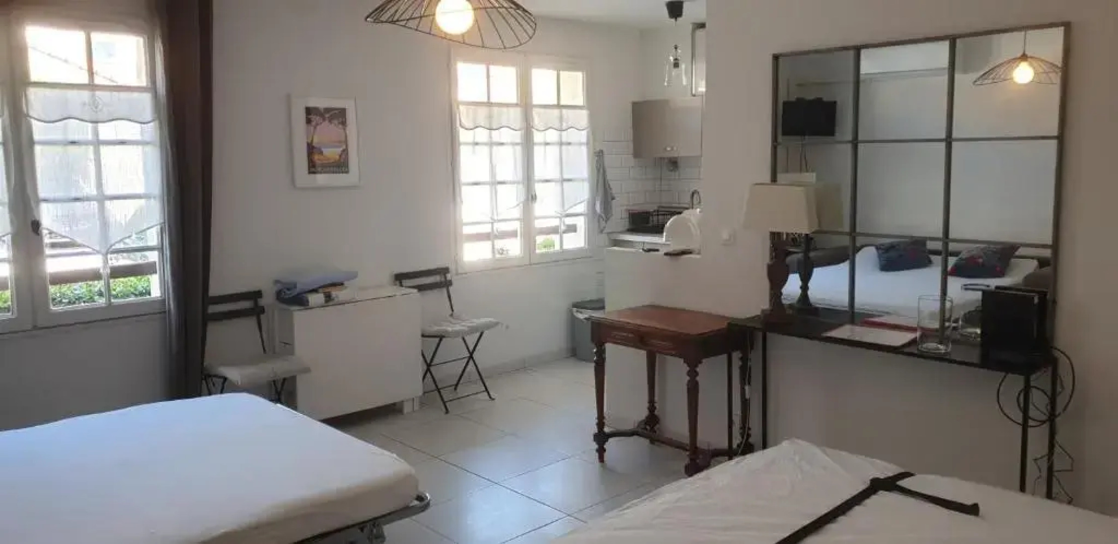 Studio Avec Parking Prive