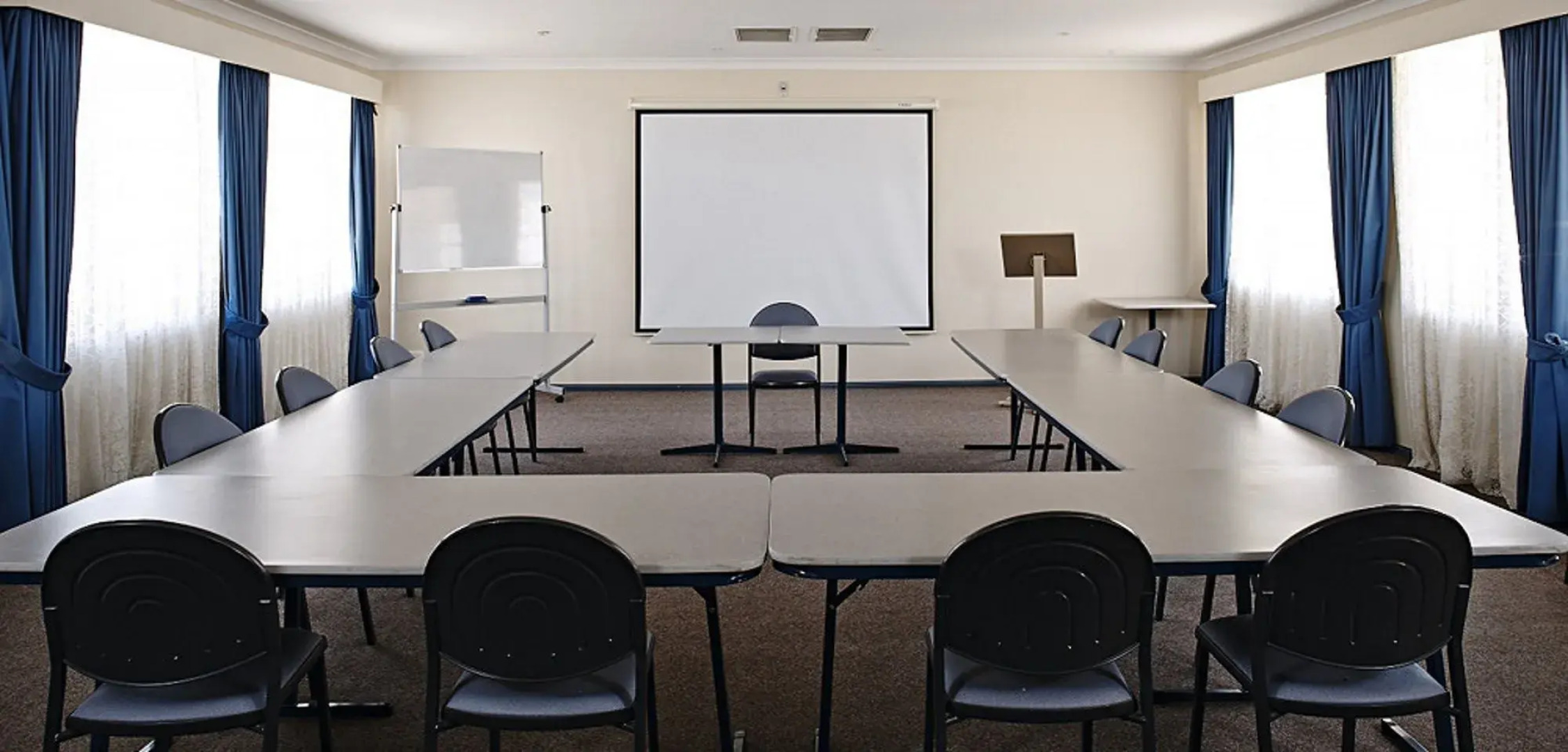 The Horatio - Suites & Motel