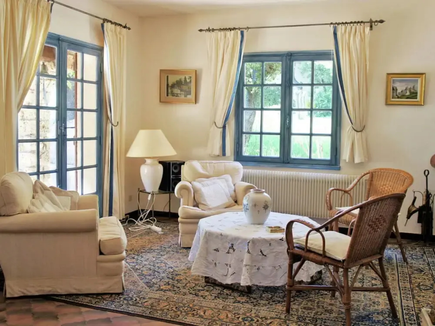 Charming Holiday Home in Tourtour, Provence With Garden