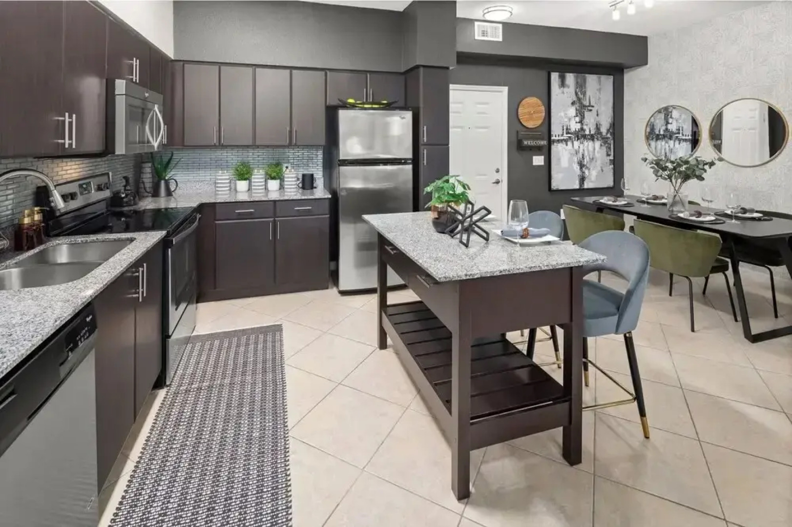 Landing Miramar Apartments