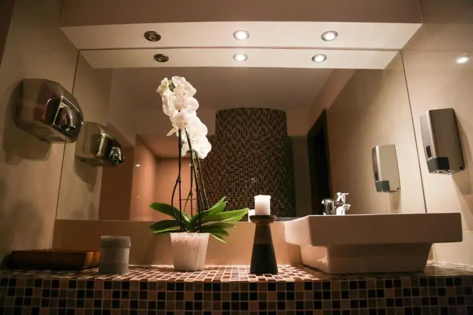 Oblique - Forest & Spa