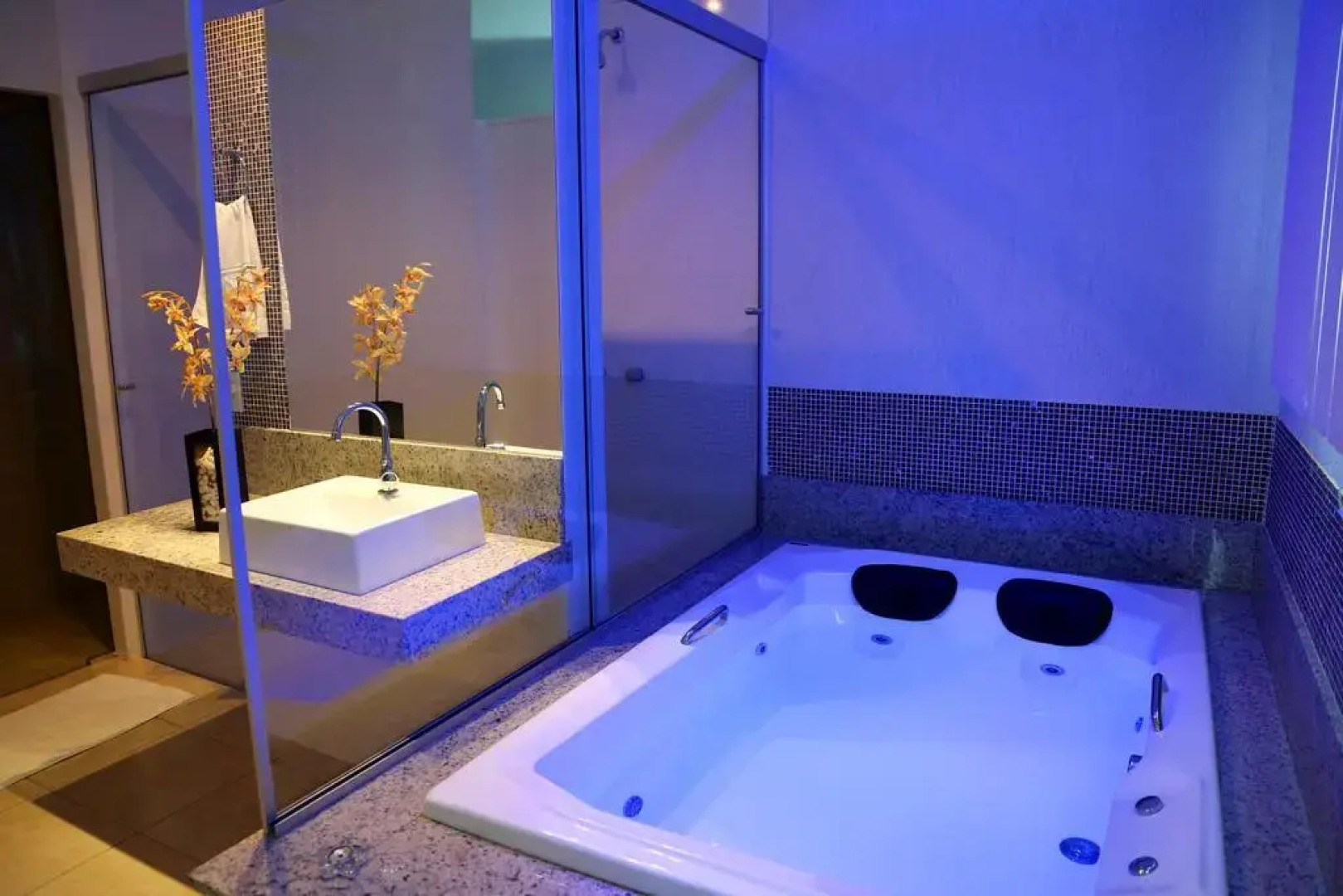 Monte Castro Executive Hotel