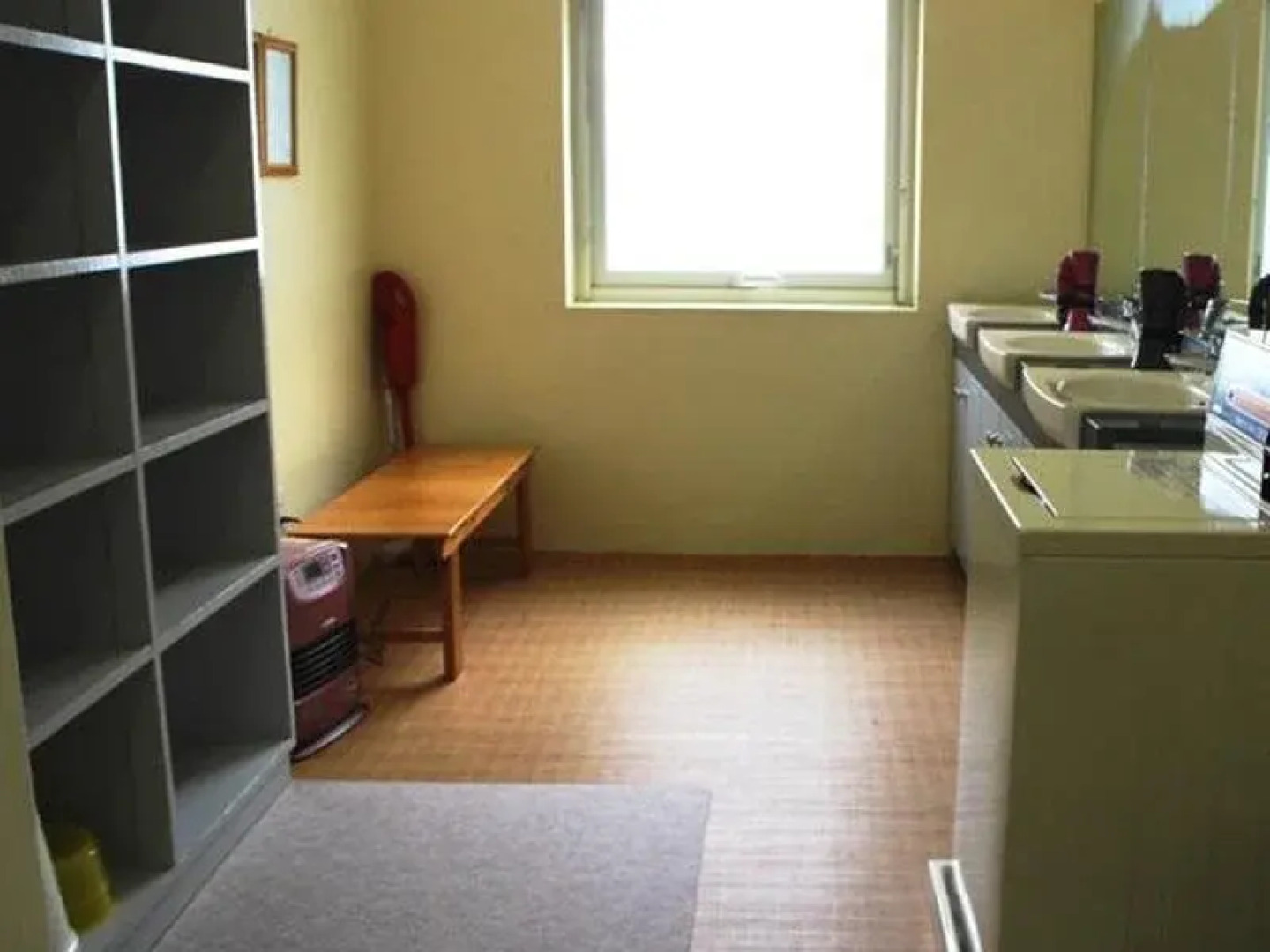 Showa Shinzan Youth Hostel