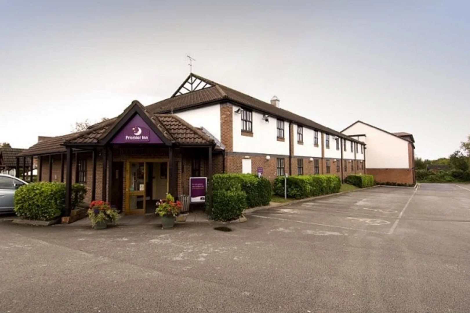 Premier Inn Wirral (Heswall)