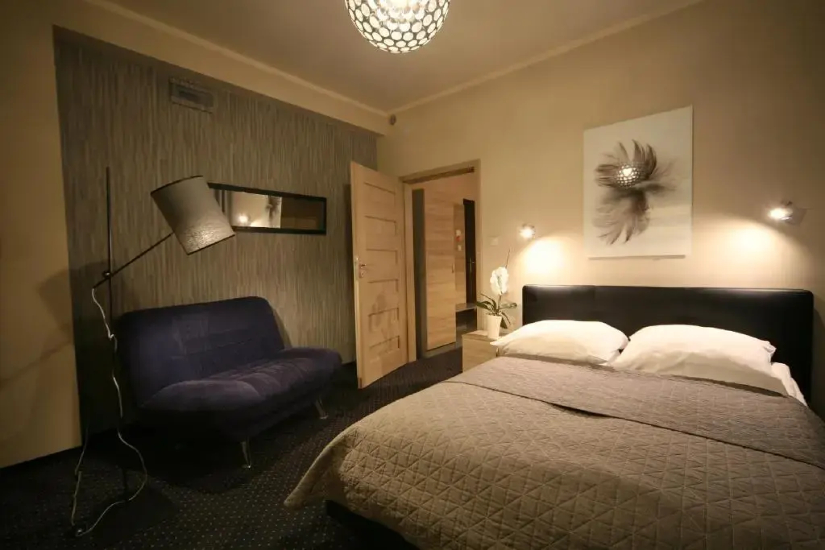 Hotel Seven 7