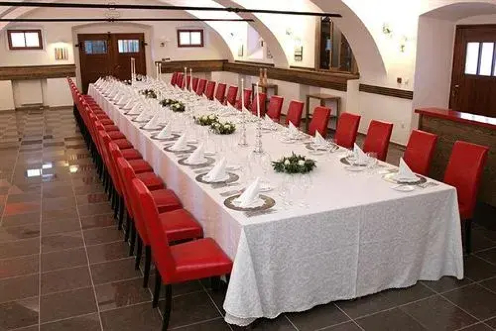 Dvor Jezeršek Brnik