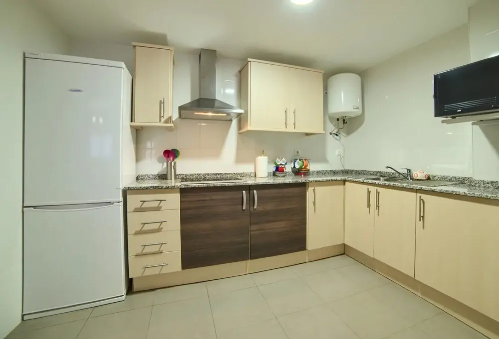 Apartment With 2 Bedrooms in Gúdar, With Wonderful Mountain View, Balc