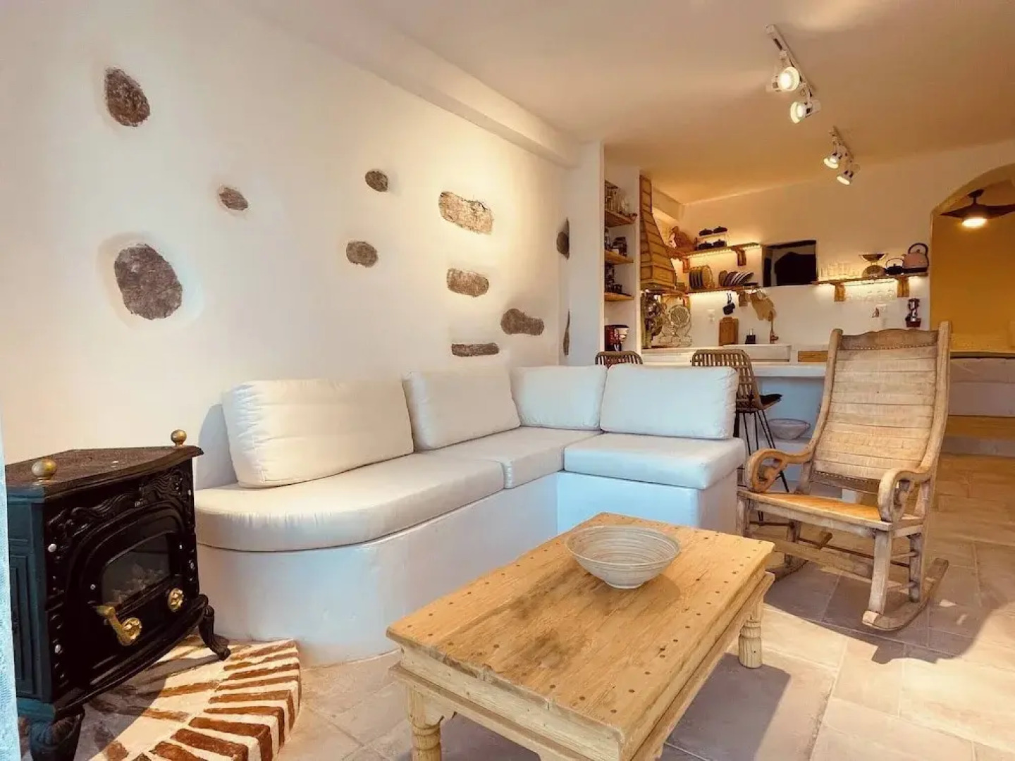 Travellers And Hikers Delight 2, Next To Sougia