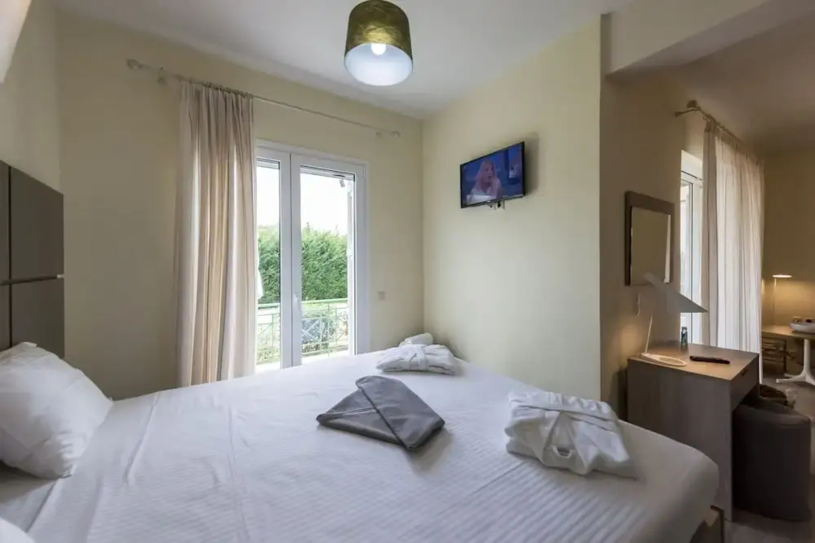 Sun, Sand & Seclusion - Artemis with Private Pool