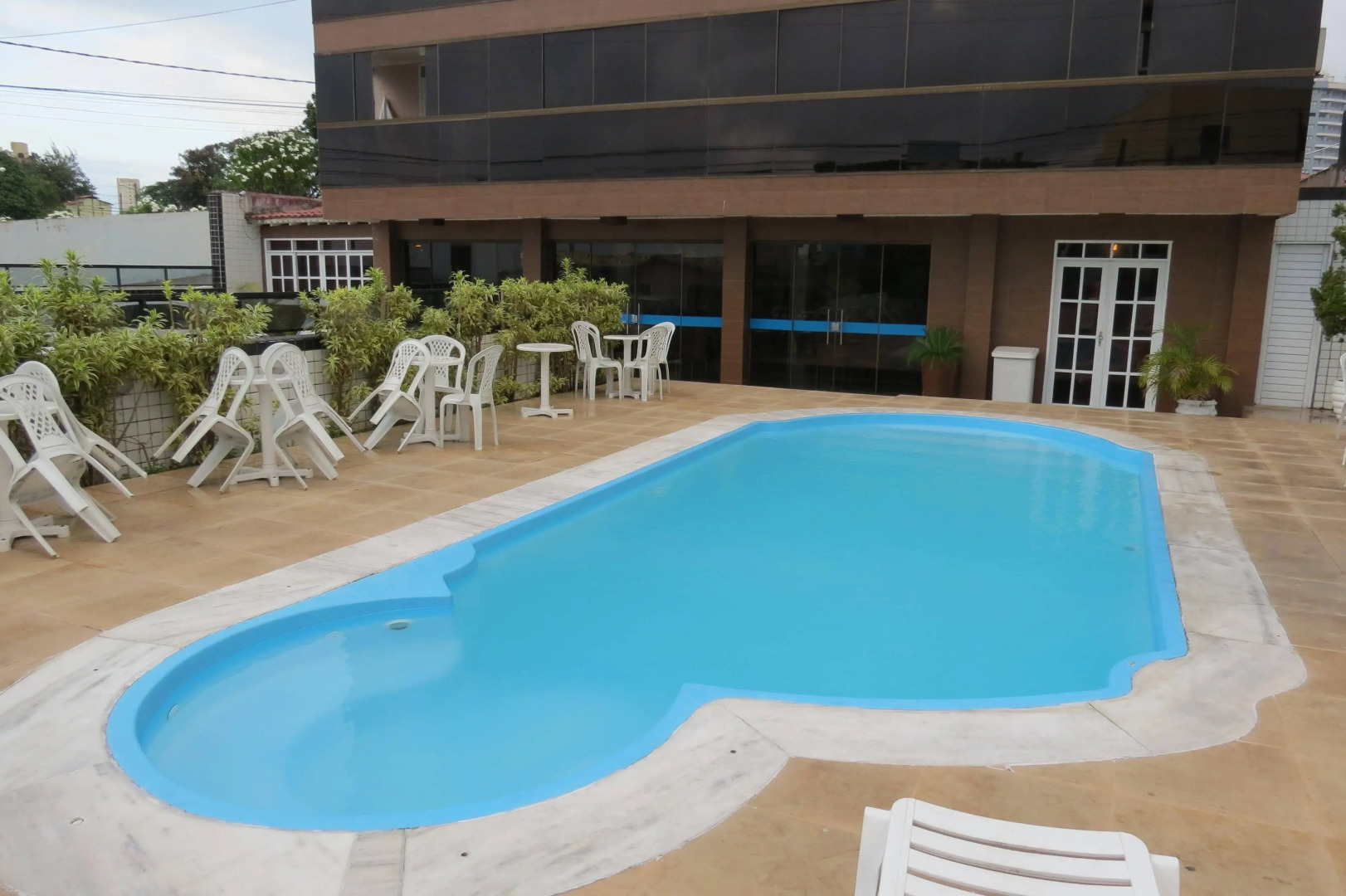 Las Brisas Beach Hotel