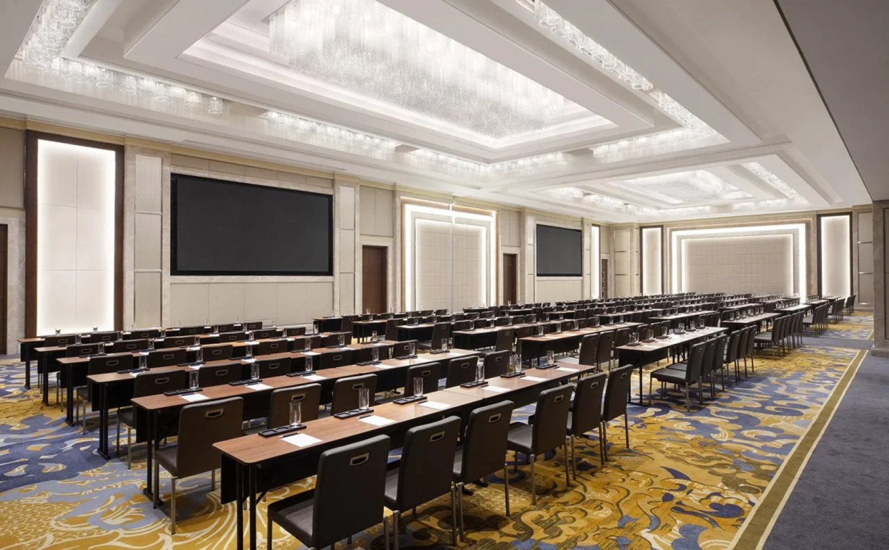 Sheraton Manila Hotel at Newport World Resorts
