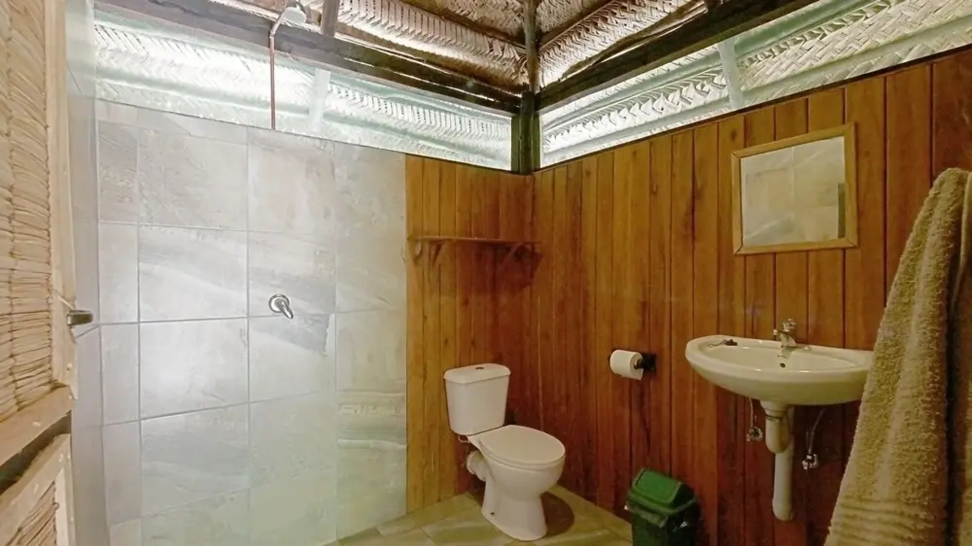Mango Beach Lodge