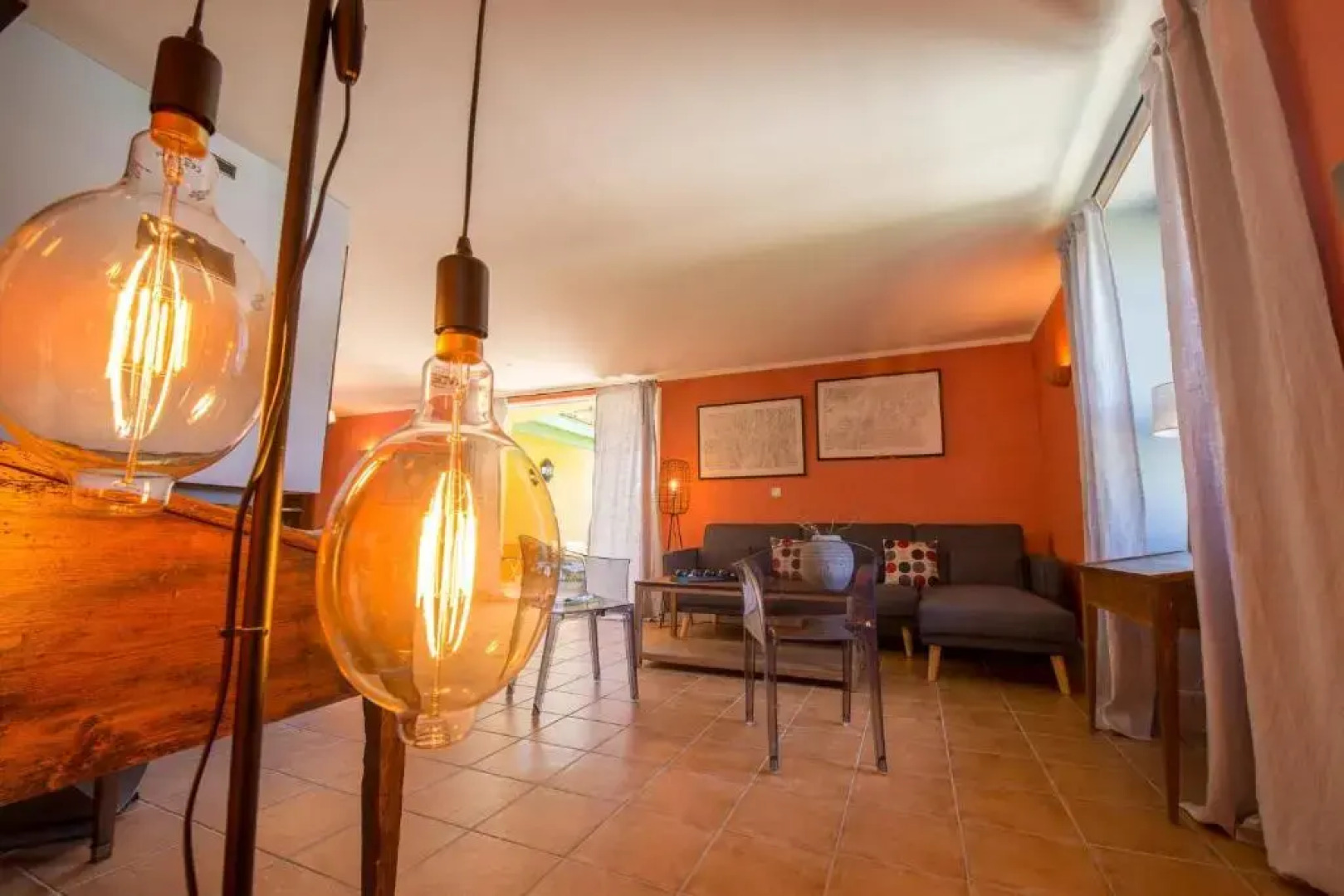 La Demeure de Cybèle - Gite de charme pour 10 personnes en Drôme Provencçale