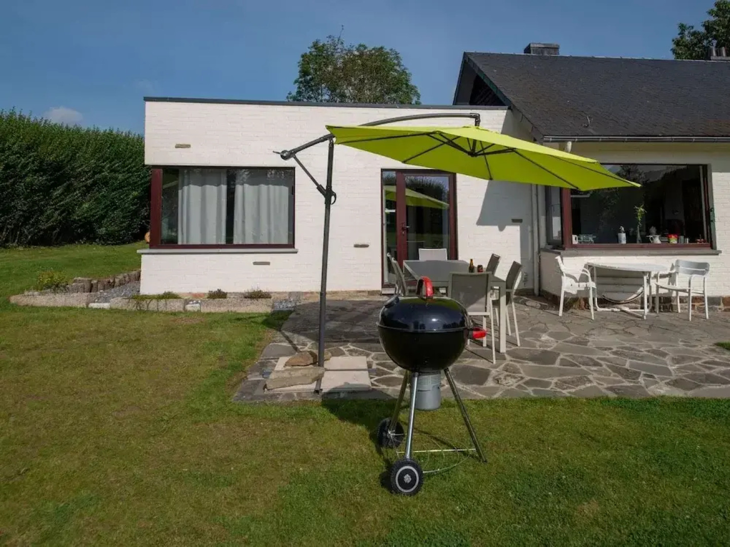 The Waltz of the Chickadees in Somme Leuze