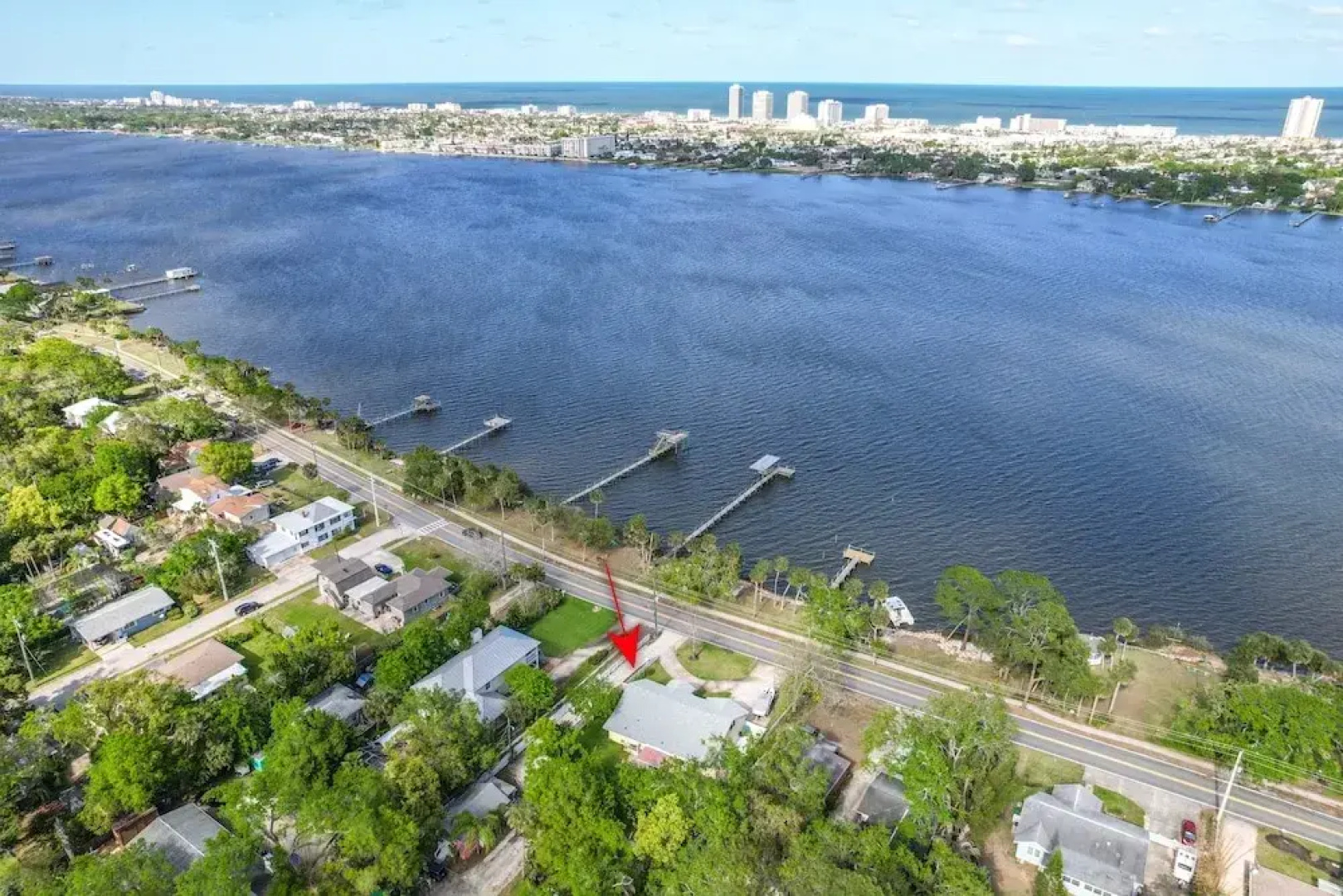 Waterfront 4 Bed House Daytona Beach FL