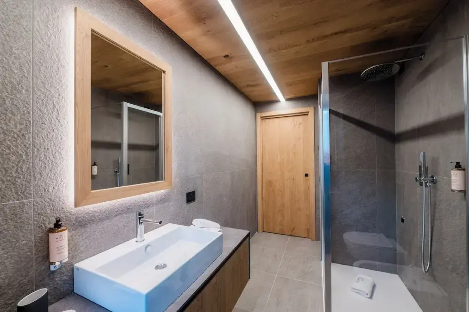 Dalania Mountain Apartments