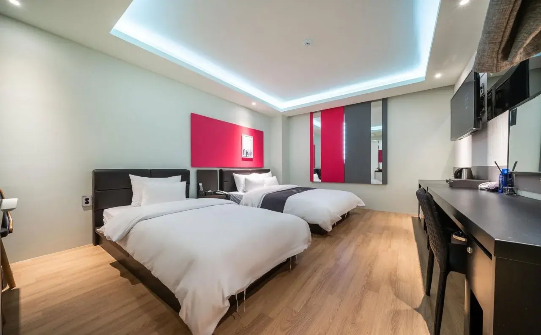 Gimpo Pentastar Hotel