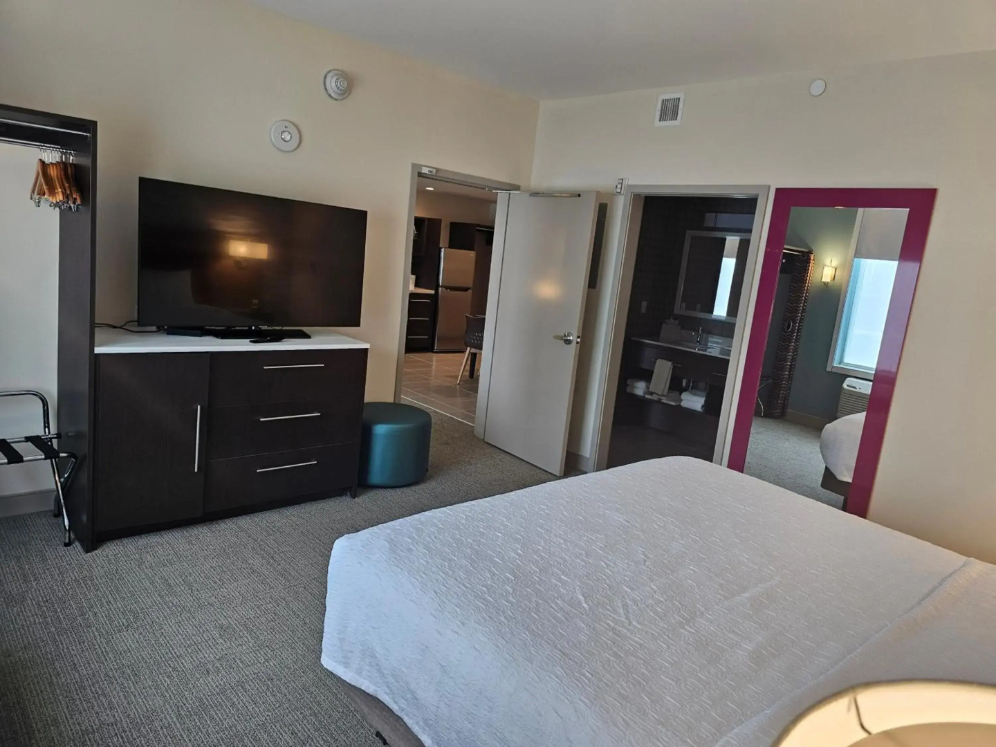 Home2 Suites By Hilton Allentown Bethlehem Airport