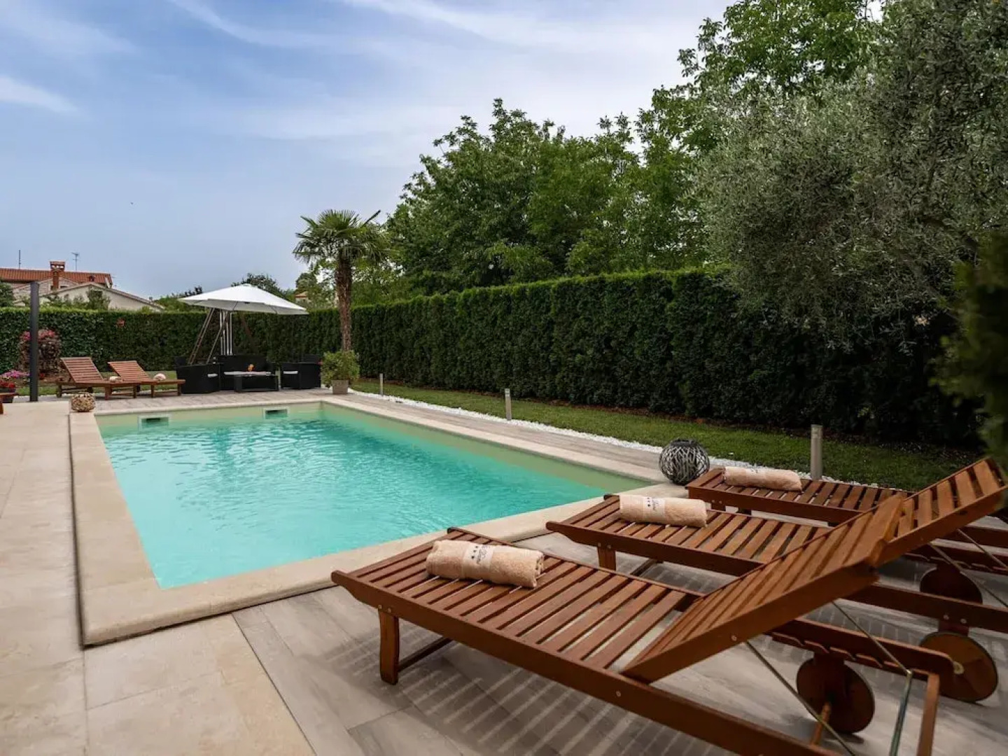 Splendid Villa in Vižinada with Hot Tub