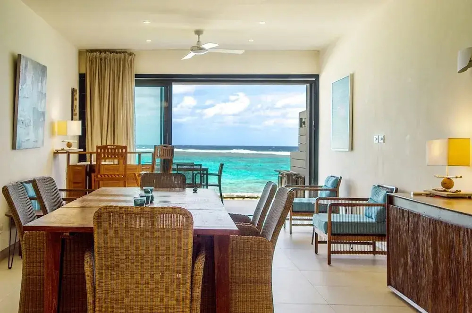 Coral Bay by Dream Escapes