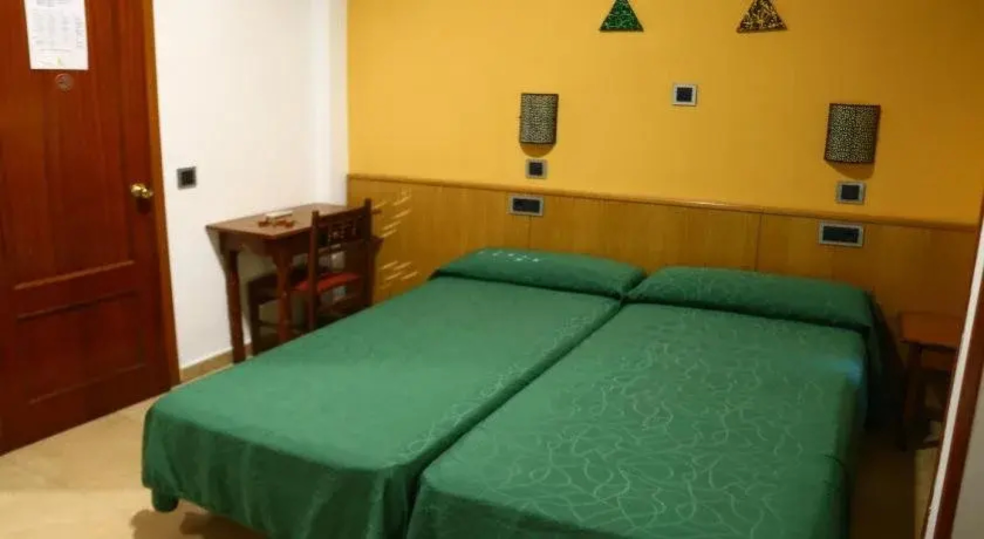 Hostal Muralla