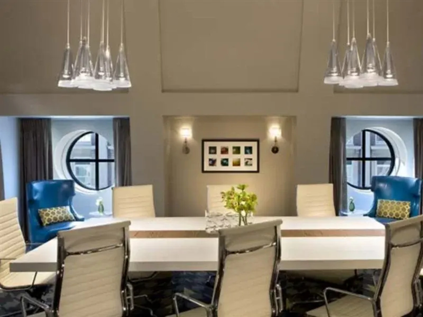 The Blackstone, Autograph Collection