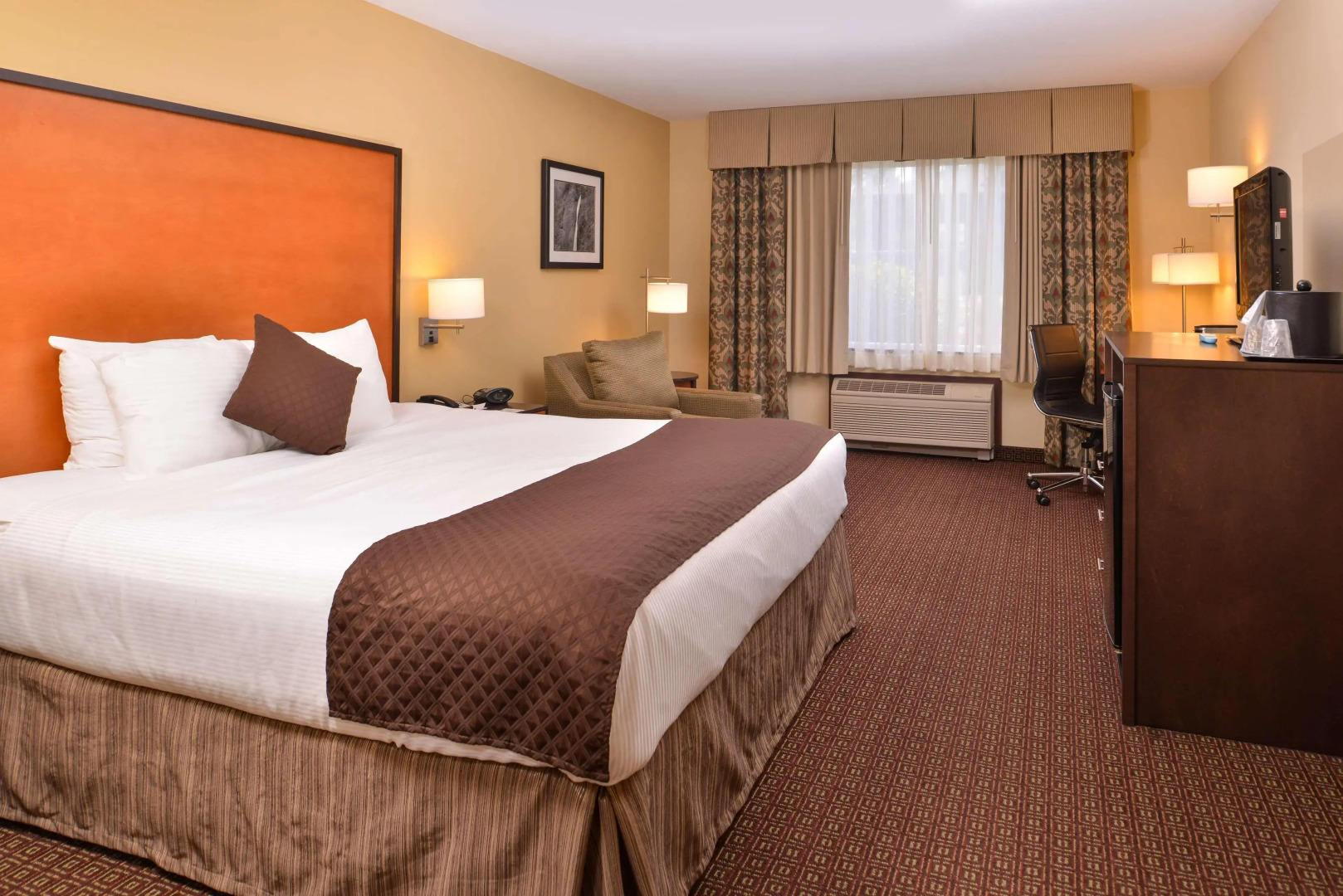 Best Western Cascade Inn & Suites