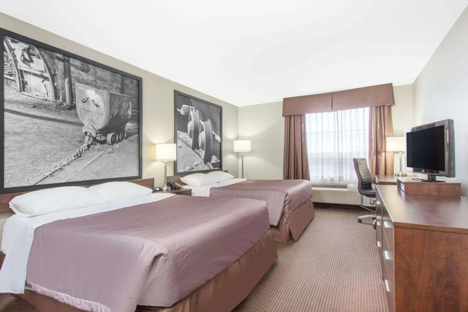 Super 8 by Wyndham Red Lake ON