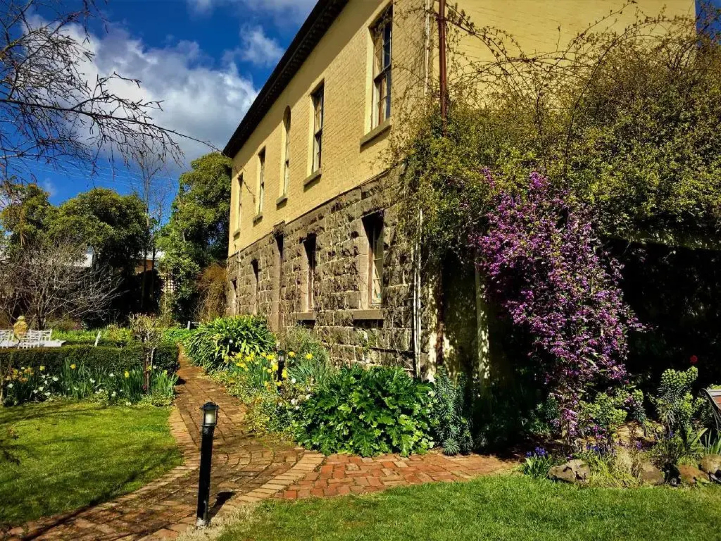 Bindley House B&B Cottage