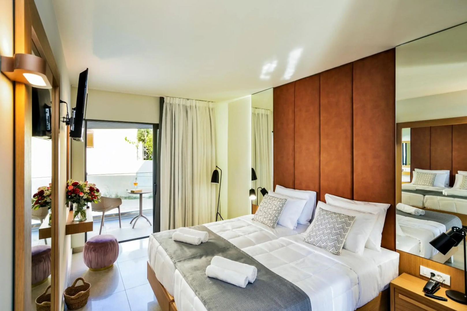 Elia Agia Marina Hotel